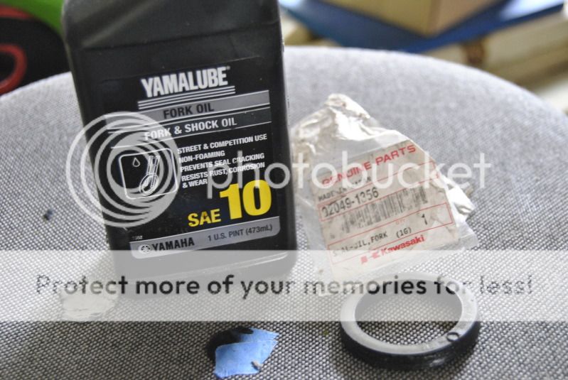 How to Fork Seal Change for 19951997 ZX6R/Conventional Forks