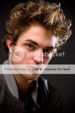 edward-cullen-edward-cullen-2728870.jpg robbert?? image by LvPcs_07